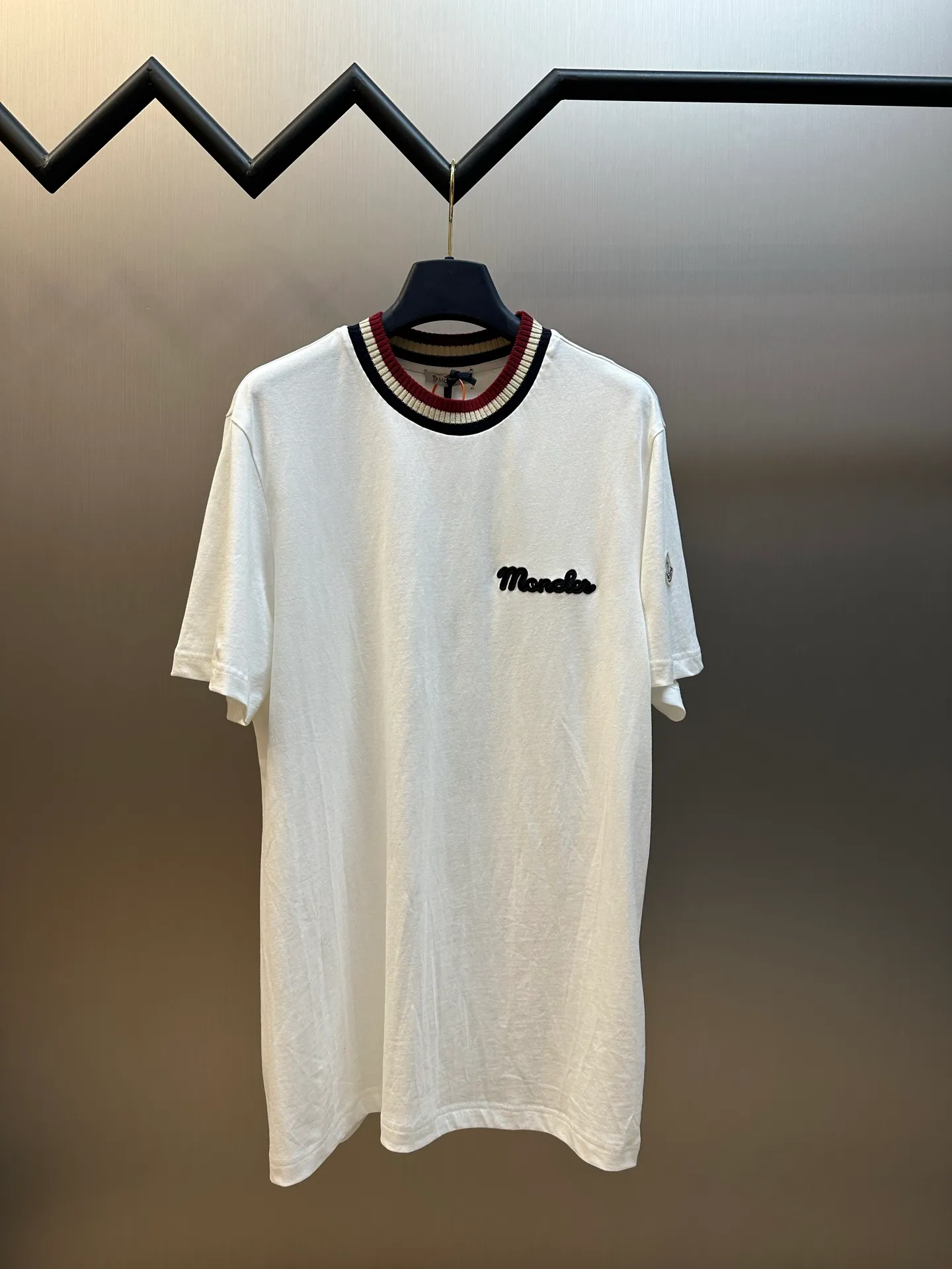 Moncler ， ， Moncler ， ， 。 ， ， Moncler 。 ， ， ， ， ， 。 size：s m l xl